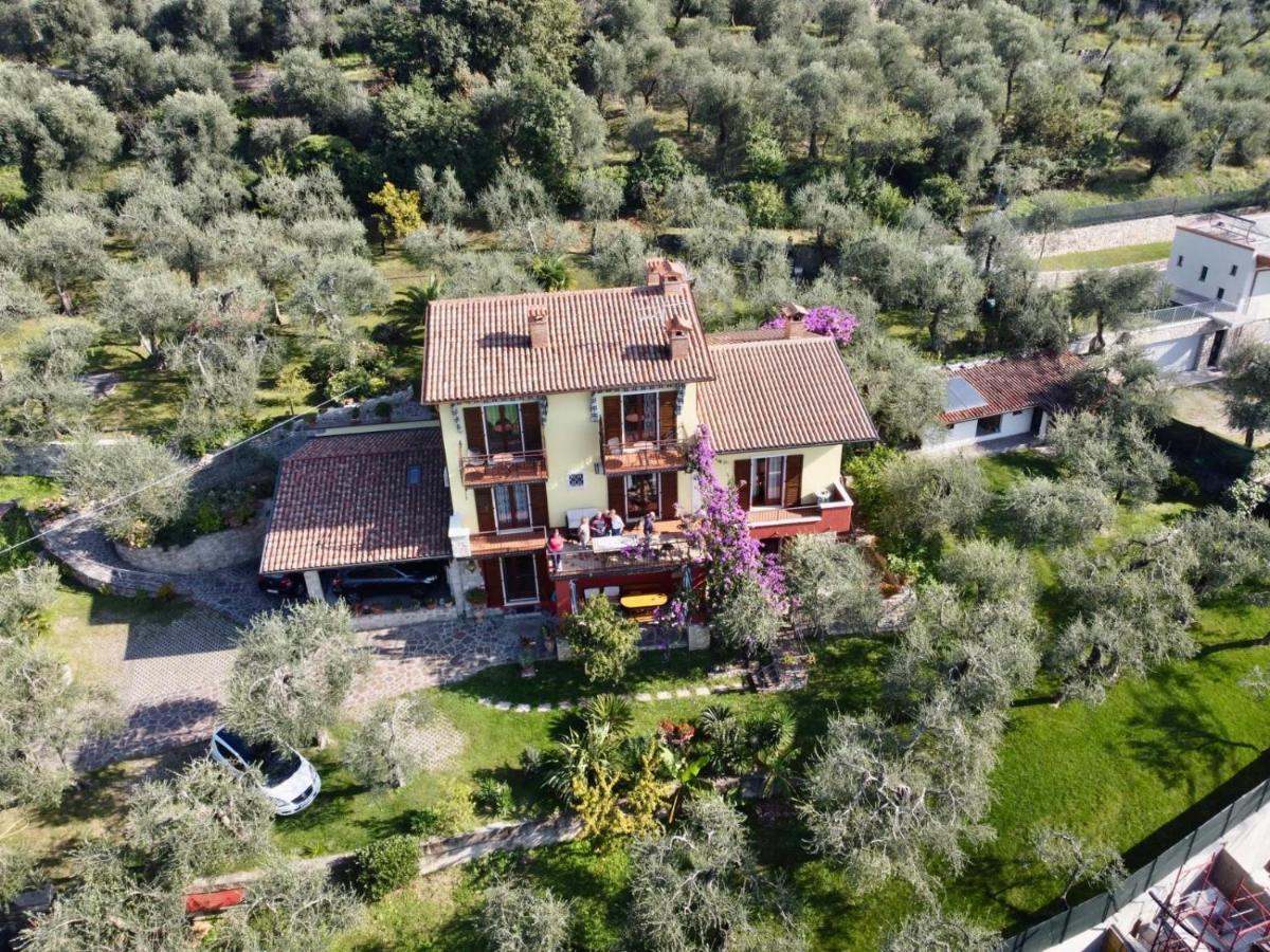 Casa Valenti Apartment Brenzone sul Garda Exterior photo