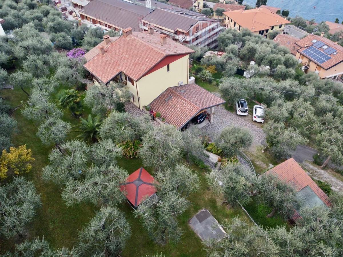 Casa Valenti Apartment Brenzone sul Garda Exterior photo