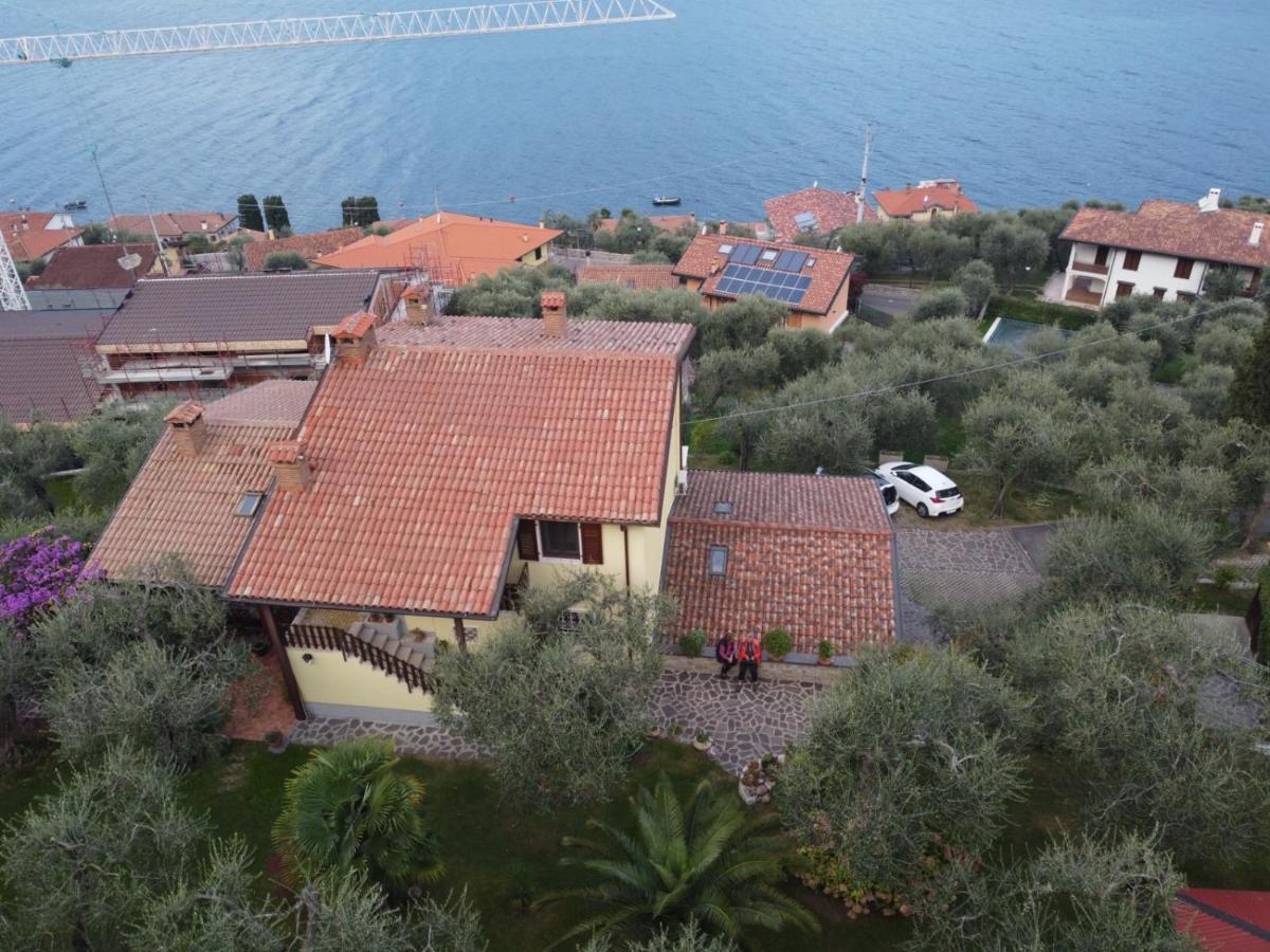 Casa Valenti Apartment Brenzone sul Garda Exterior photo