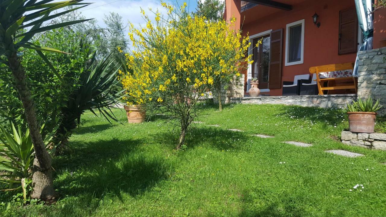 Casa Valenti Apartment Brenzone sul Garda Exterior photo